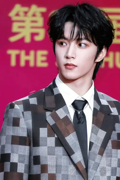 刘耀文插兜bking##刘耀文提名百花奖最佳新人