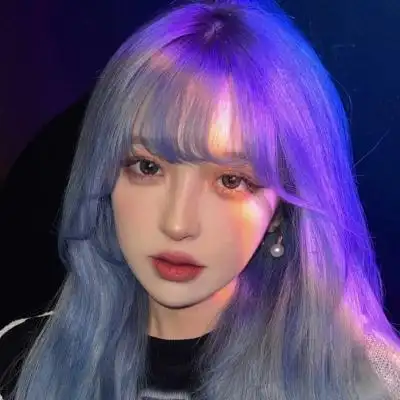 娇美冷艳的女生头像