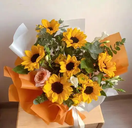 毕业多款向日葵花束推荐