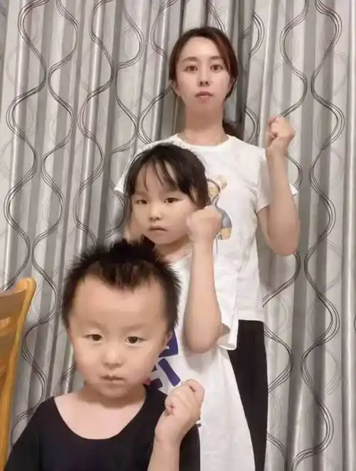 河南灾情郭威妻子田静向灾区捐款5千,有网友说太少了,你觉得呢