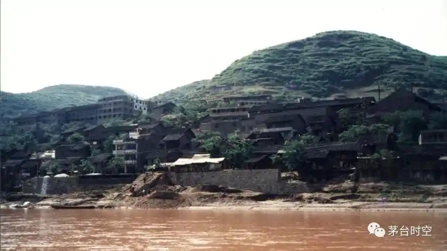 难得一见的赤水河茅台镇老照片还有已消失的纤夫