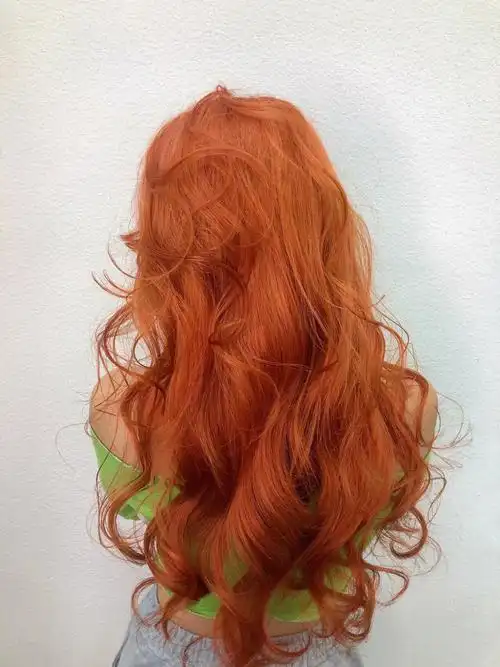 超吸睛的橘棕色