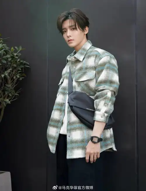 侯明昊马克华菲品牌代言人##马克华菲##马克华菲鲸喜上市##blueblue