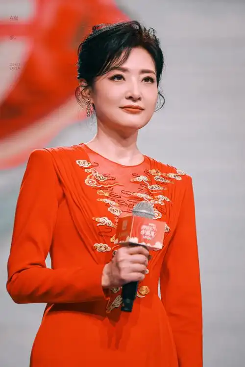 周涛超话  梦回2016  期待今晚  #周涛主持山东春晚#  #山东春晚节目