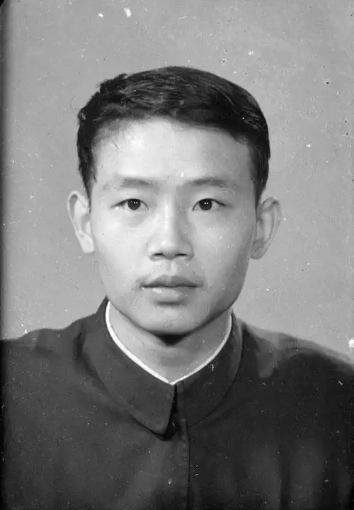 中山装年轻男半身老照片 - 老照片素材 - 老照片修复—41图片修复中心