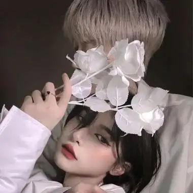 情侣网红头像两人双人一张高清真人情侣的网红头像图片