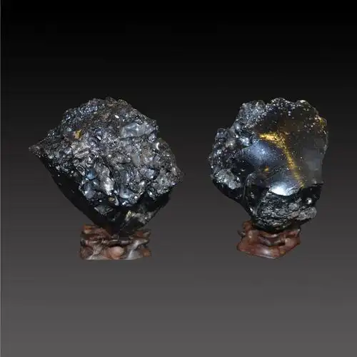   作品名称 玻璃陨石 作品分类 其他 售价 16,830,000 编号