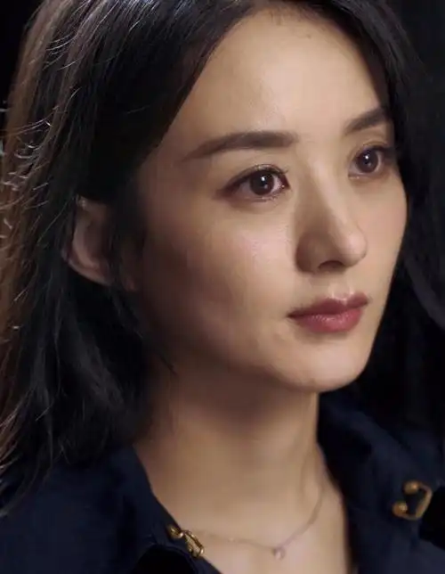 赵丽颖的"皱纹"和"大饼脸",打了多少滤镜明星的脸?