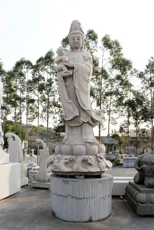 寺庙中的观音石雕佛像图片大全