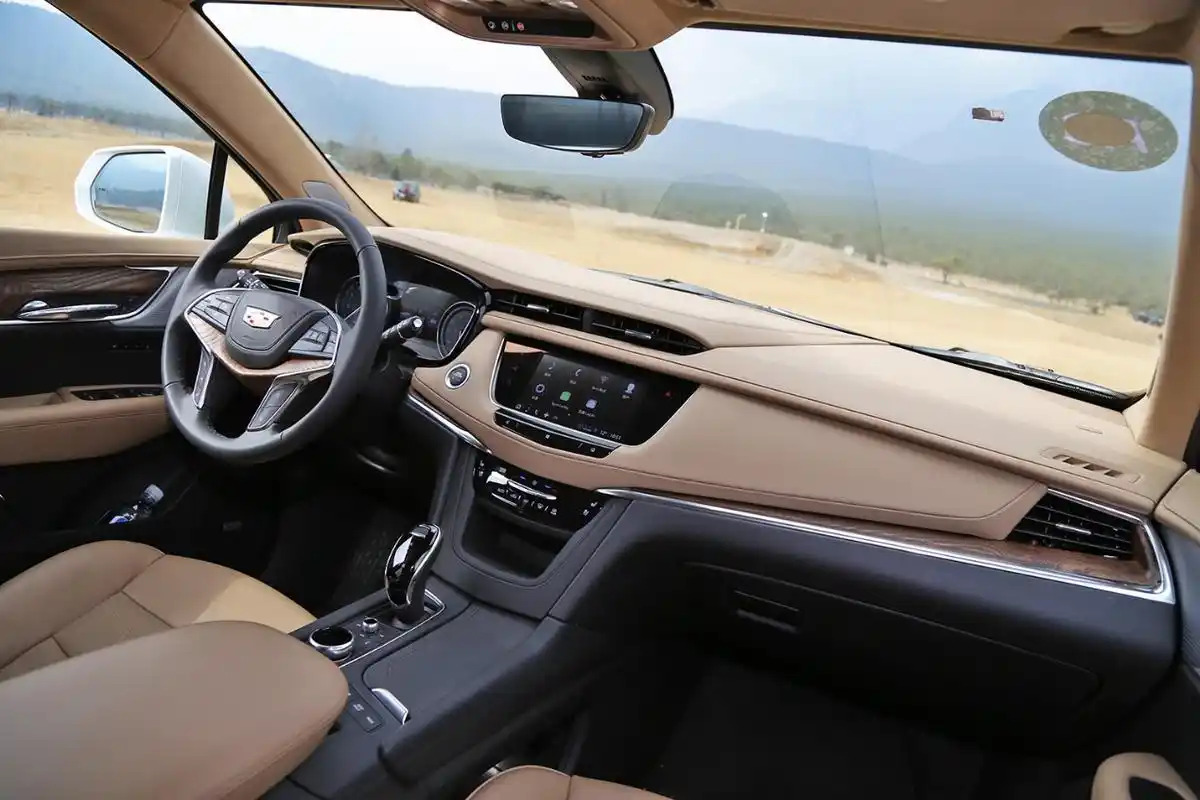 试驾2021款凯迪拉克xt5xt6轻混动大不同