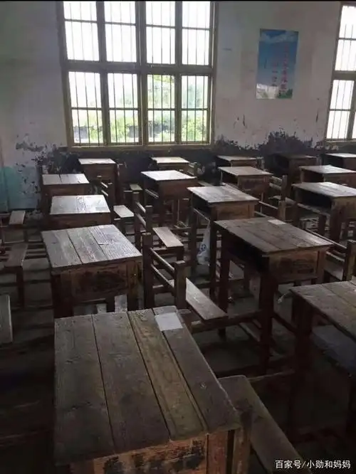 8090后的开学第一天,我写哭了,你看哭了吗?回不去的简单岁月