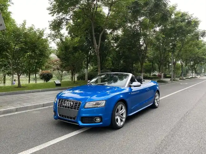 奥迪s5软顶敞篷