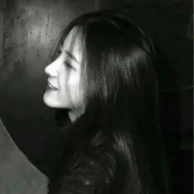 女生头像黑白高冷 霸气超拽孤独女生头像