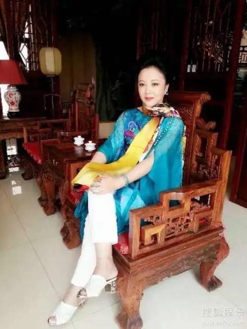 搜狐娱乐讯 《喜事成双》由优秀青年演员赵子靓,王建福,梁丽,王思思与