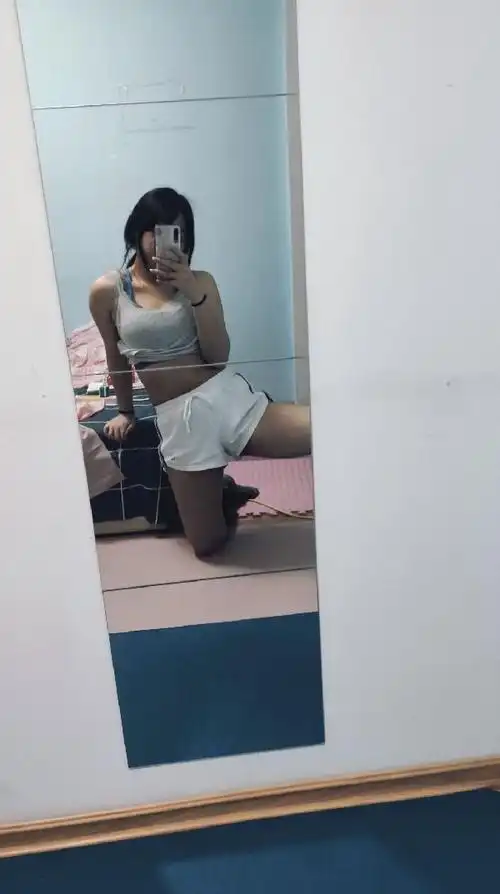 努力三个月希望早日拥抱马甲线