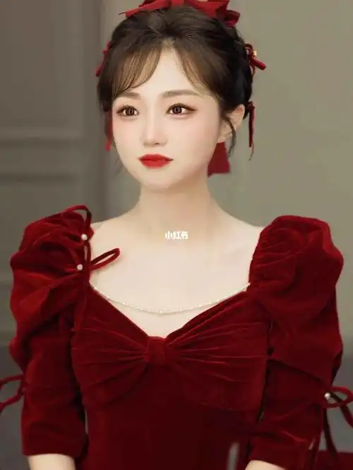 可爱敬酒服|新娘妆造