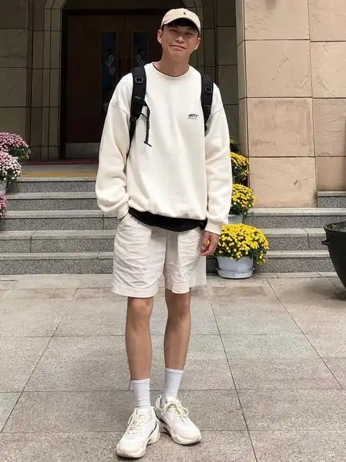 男生穿"短裤"总是很难看?试试这些简单易学的搭配,尽显潮男范