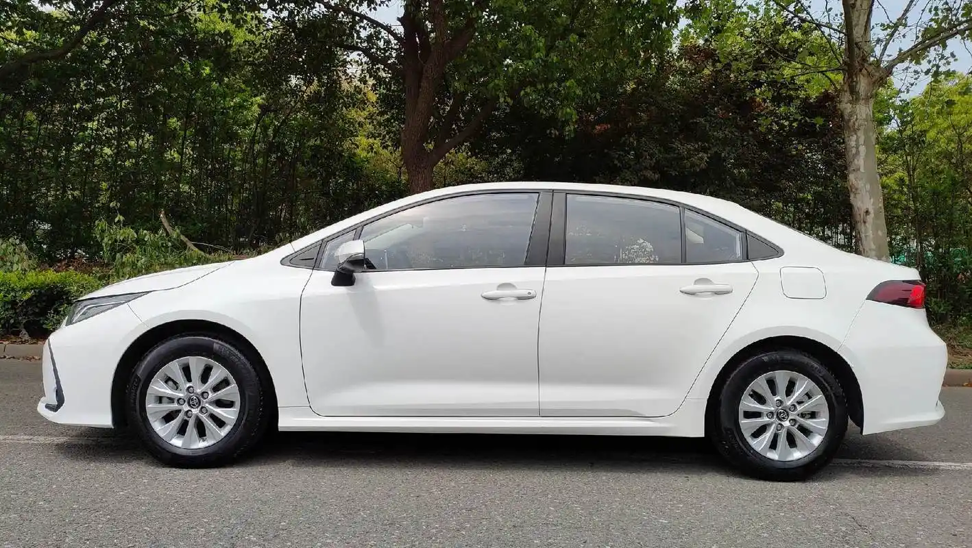 丰田 卡罗拉 2021款 tnga 1.