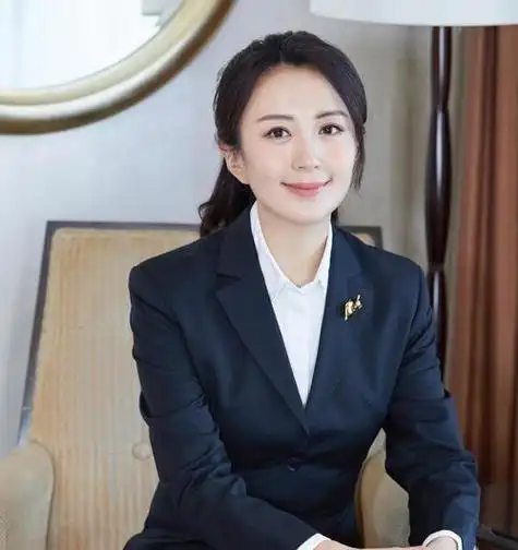 杨童舒是一位中国内地女演员,也是主持人,舍予基金创始人,吉林动画