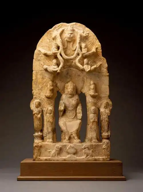 lot 377北齐  汉白玉雕弥勒二菩萨二弟子飞天佛座像