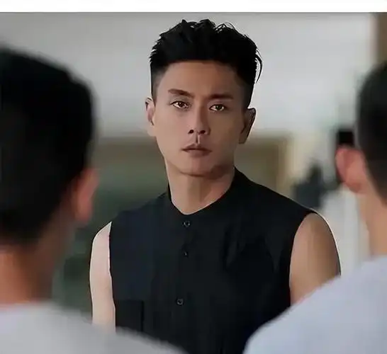 4,黄宗泽:越老越有味道的型男