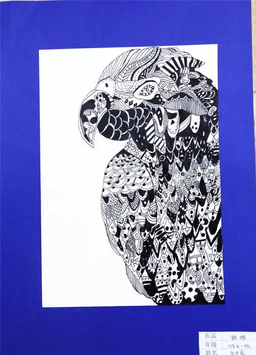 《线描风景》下面让我们一起来欣赏学校装饰画社团同学们的优秀作品