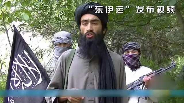 俄罗斯空袭叙利亚境内"东伊运"恐怖组织据点