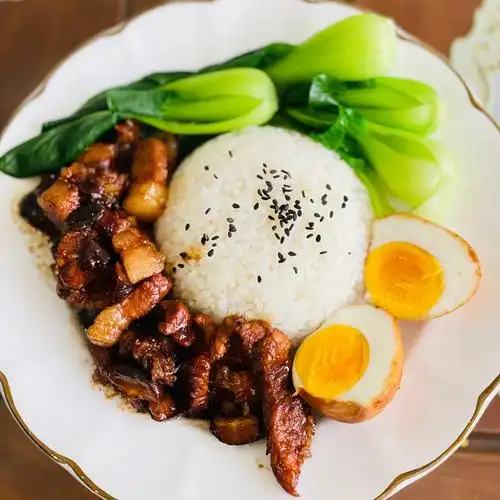 跪下叫爹做的卤肉饭