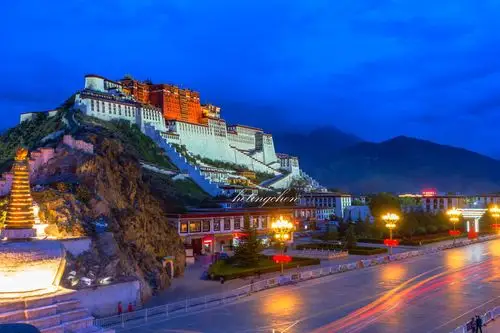 拉萨布达拉宫全景