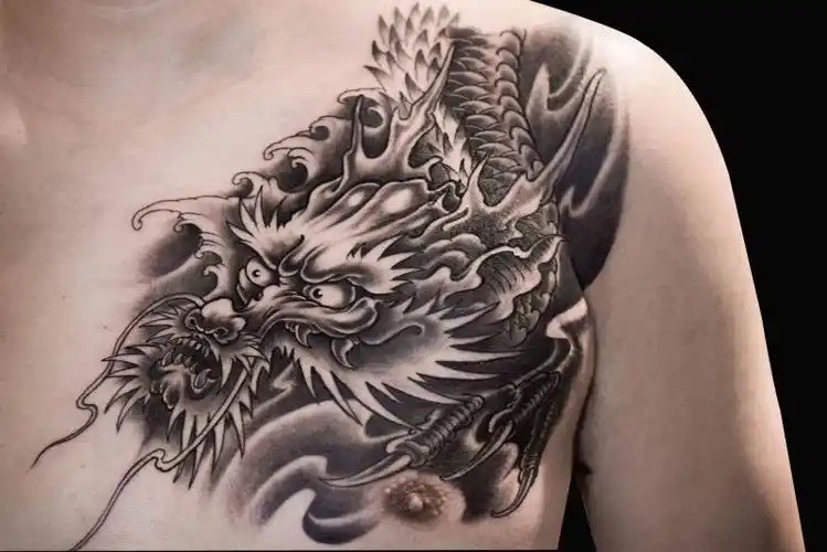 写实风黑色龙头纹身5