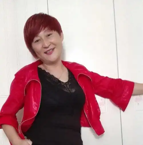 50岁离异女征婚照片(id:97236569)_四川南充征婚交友_珍爱网
