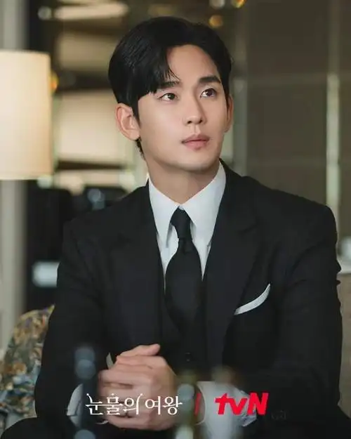 拍完《大叔》的元彬,外界的期待值太高,演员本人需要消化和摆正心态