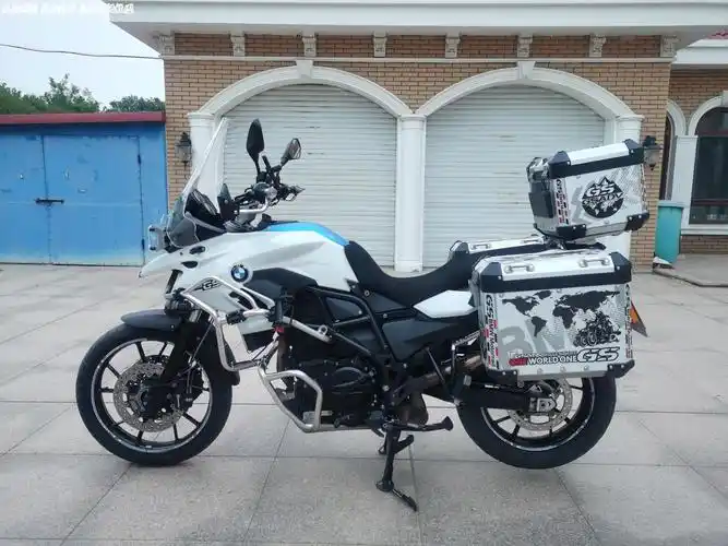 出售大贸16年宝马摩托车泰产f700gs