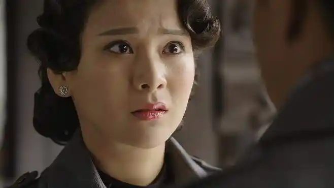 战天狼:美女向小伙妥协,哪料小伙不仗义,事后又提一个要求-影视综视频