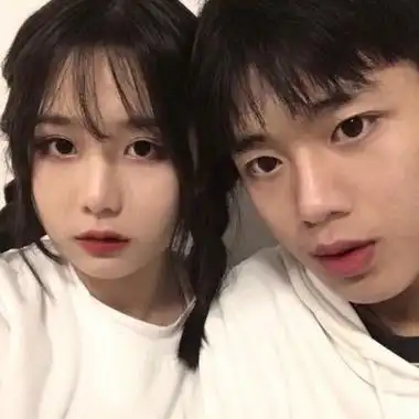 情人节秀恩爱情侣头像 2020最新微信情人节头像一对分享!