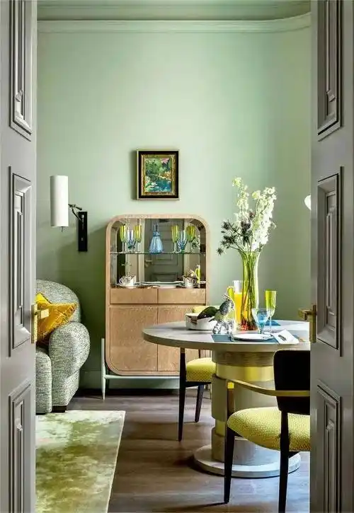 彩马灰绿色配色,吐露新春气息_清新_色彩_颜色