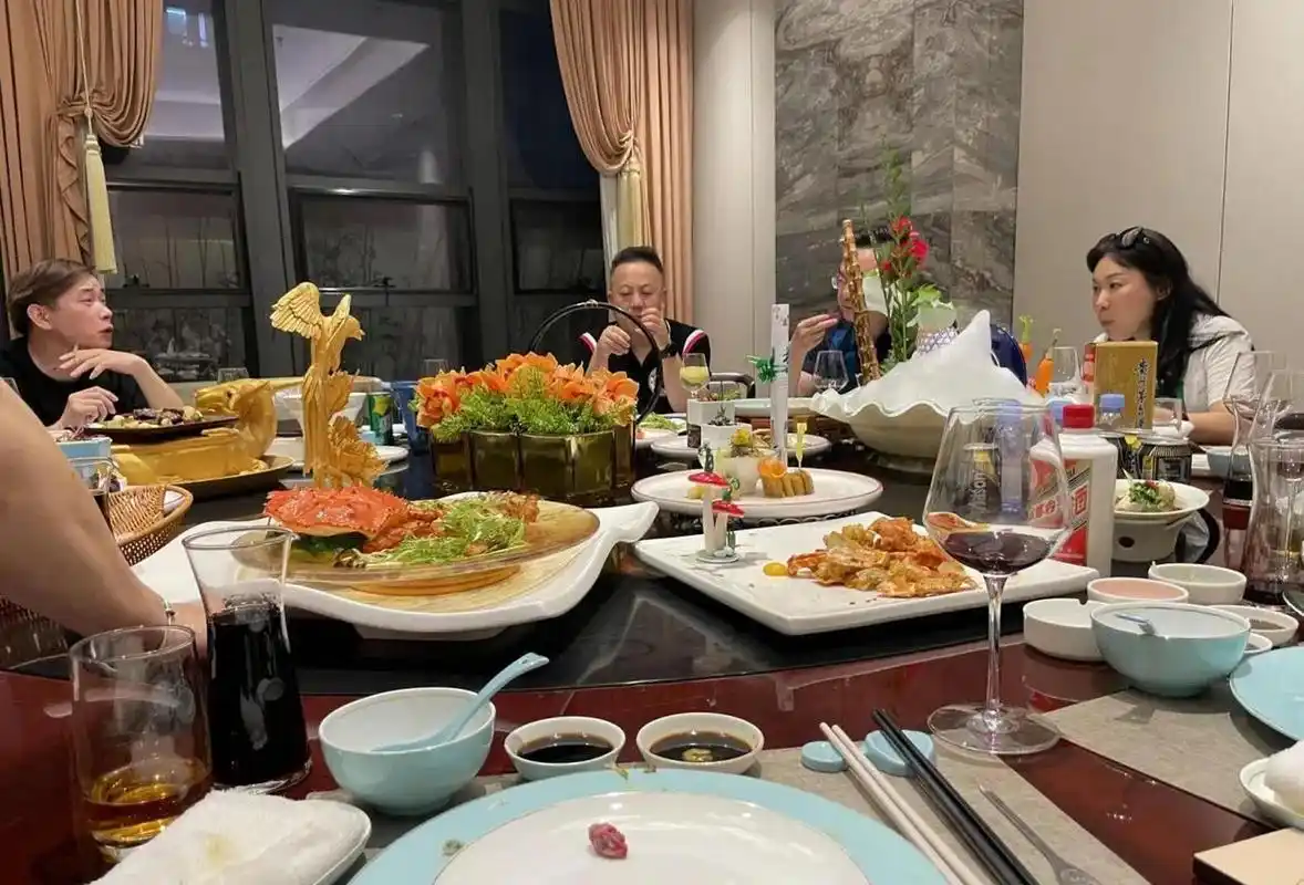 前段时间公司聚会,才知道很多同事都是河南人.