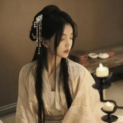 高清超美的古风高冷霸气真人女头图片