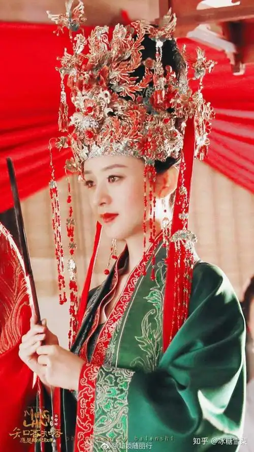 有没有哪个明星在古装剧中的凤冠霞帔让你印象深刻?