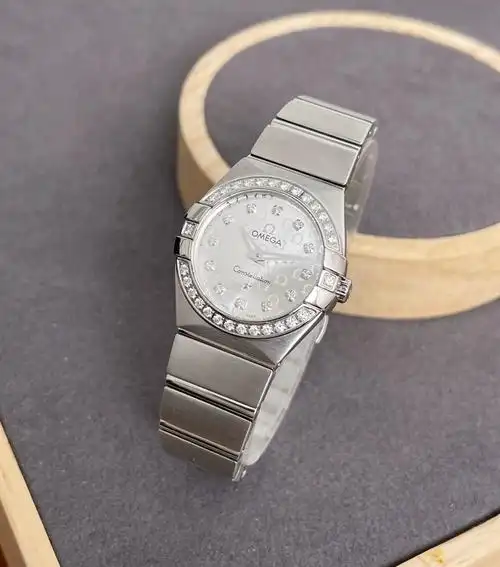 95新欧米茄星座系列精钢原镶钻石英女表12315246052001