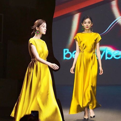 高级定制明星同款古力娜扎黄色丝缎礼服连衣裙长款修身显瘦大摆