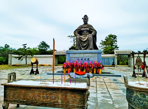 冼夫人像(来源:茂名市地方志办)