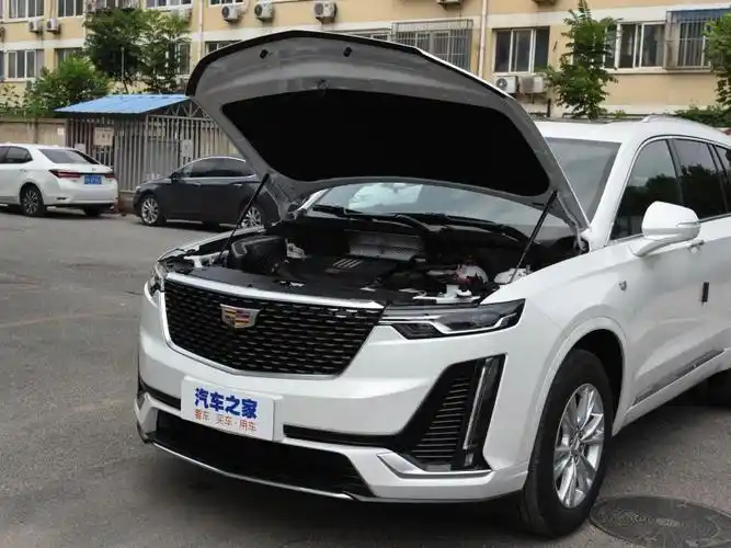 上汽通用凯迪拉克 凯迪拉克xt6 2022款 2.0t 七座四驱风尚型