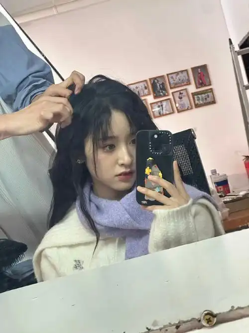 沈月的对镜自拍live图##沈月对镜自拍live图