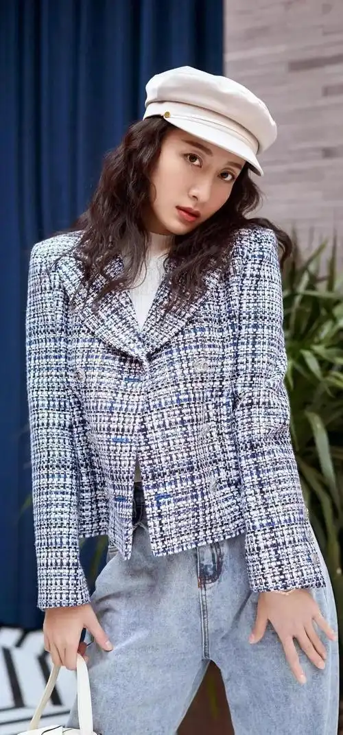 成熟妩媚优雅迷人董维嘉写真美图