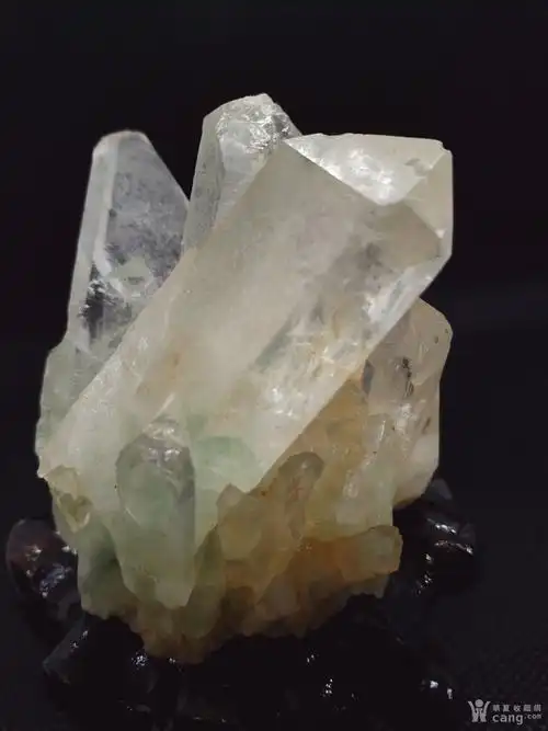 纯天然绿幽灵水晶晶簇原石金字塔千层山水晶原石