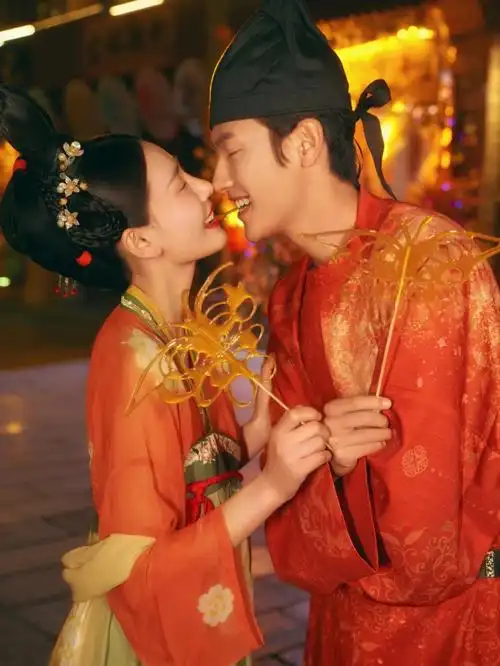 美的让人无法拒绝国韵明制汉服婚纱照洛阳