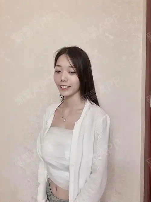 假体隆胸第9天拆线今天给大家详细说一下我做假体隆