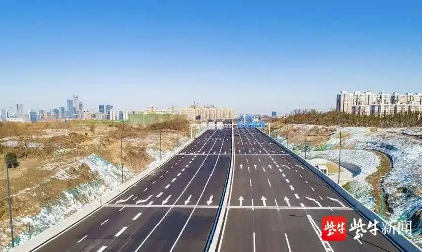 南京主城至江宁再添一条快速路!机场二通道雨花台区段全面通车