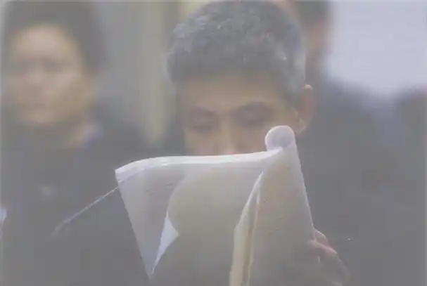 2003年,刘涌被执行死刑前,让亲人在脚镣处塞进一元钱,有何深意